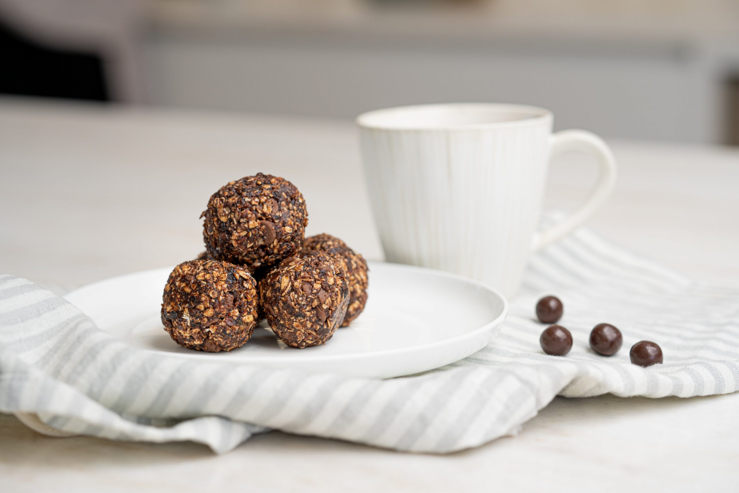 Peanut Butter Choc Chip Energy Balls Key Nutrition